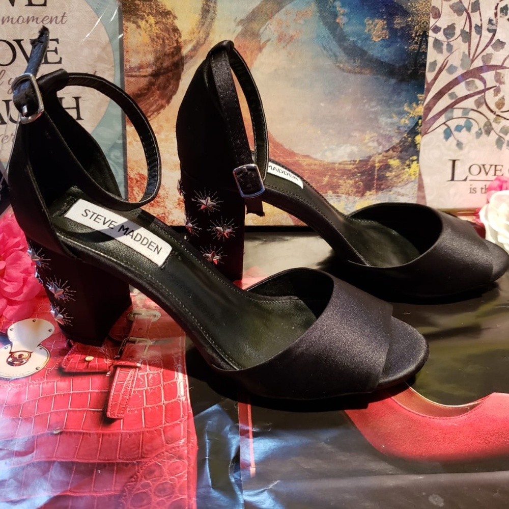 NEW! Steve Madden Mena Black Satin Stars